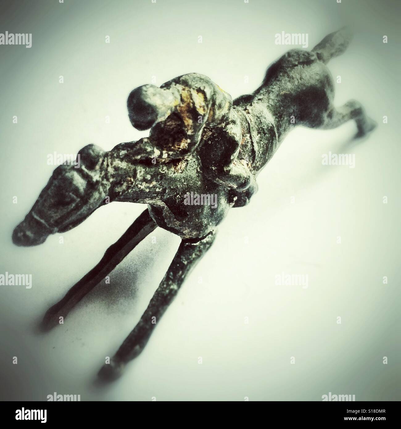 Un giocattolo del cavallo e del fantino - Immagine stock catturata con smartphone