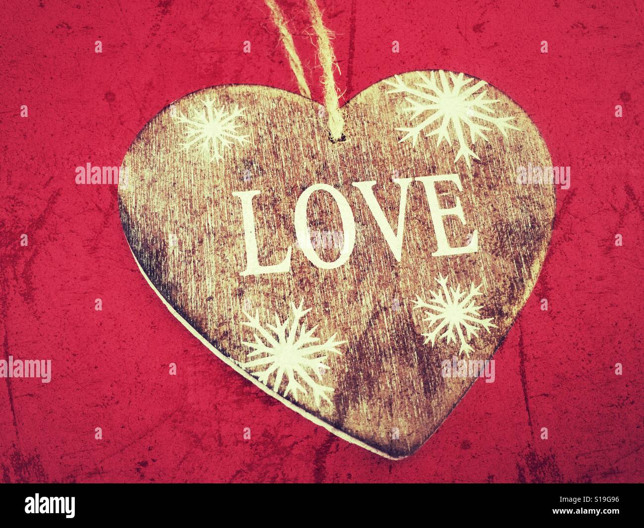 Amore cuore su rosso - Immagine stock catturata con smartphone