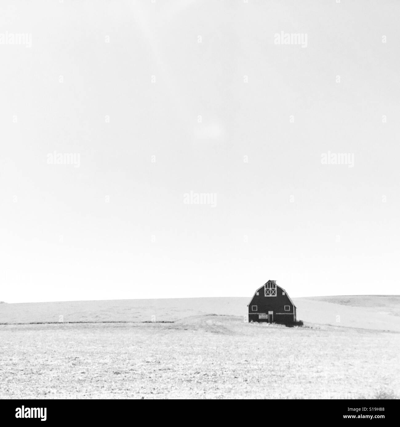 Granaio minimalista - Immagine stock catturata con smartphone