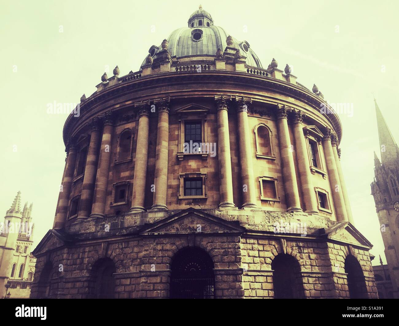 Radcliffe Camera, una libreria dell'Università di Oxford, Inghilterra, Regno Unito. - Immagine stock catturata con smartphone