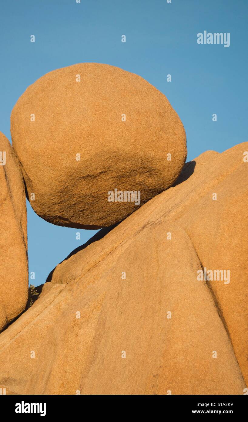 Masso di granito, Joshua Tree National Park, California, naturalmente arrotondati - Immagine stock catturata con smartphone