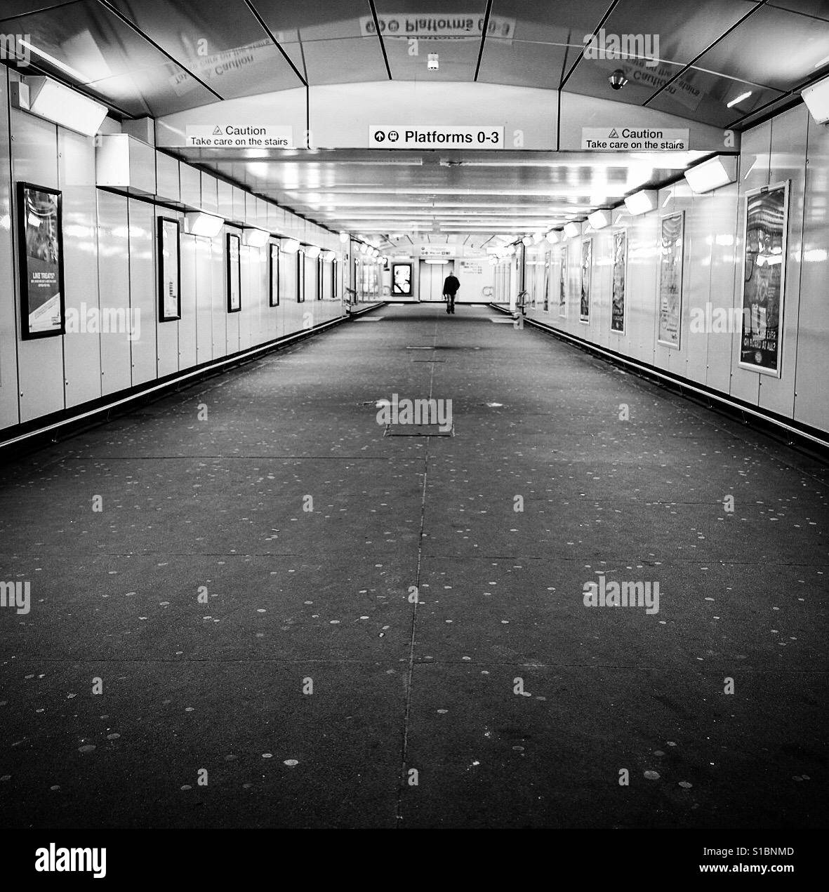 La metropolitana a piattaforme, Doncaster, South Yorkshire. Foto Stock