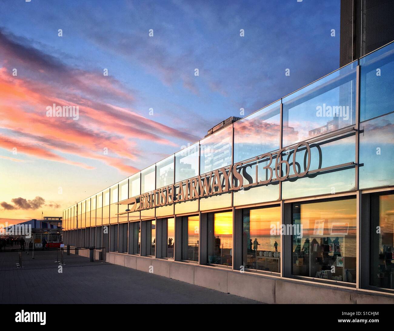 British Airways i360 al tramonto Foto Stock