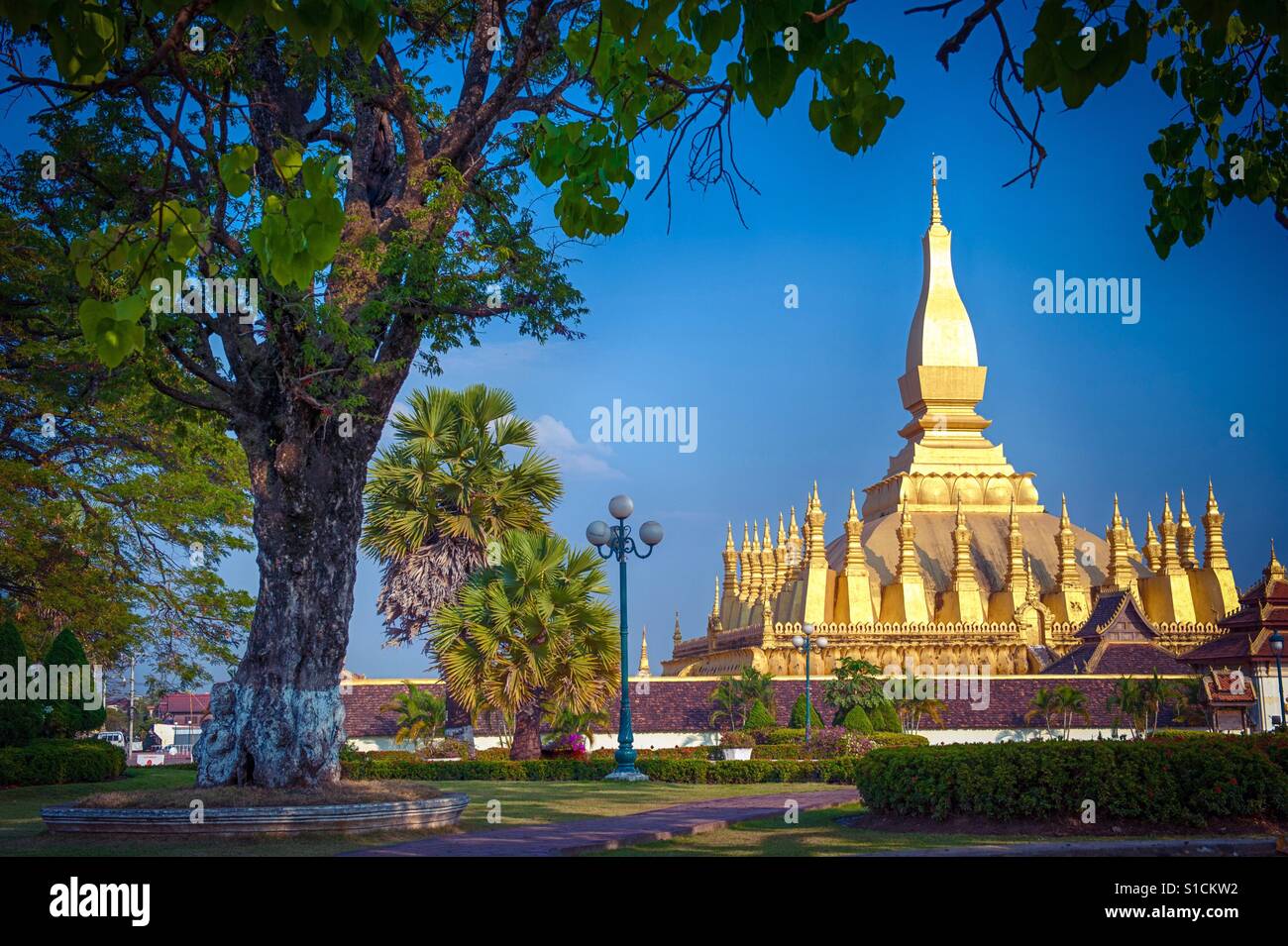 That Luang Stupa, punto di riferimento di Vientiane, Repubblica democratica popolare del Laos Foto Stock