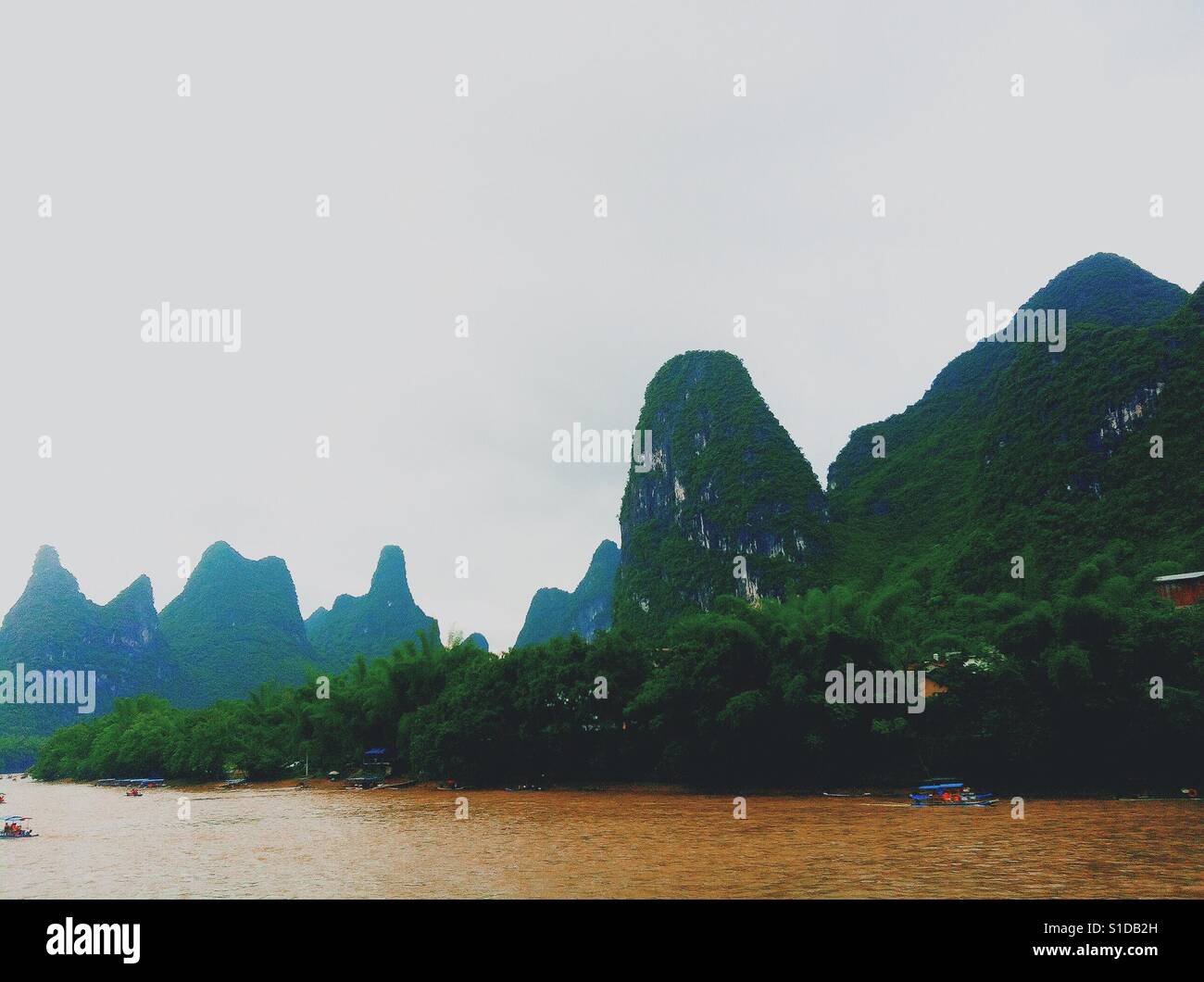 Il fiume Li Guangxi Zhuangzu regione autonoma, Cina. Foto Stock