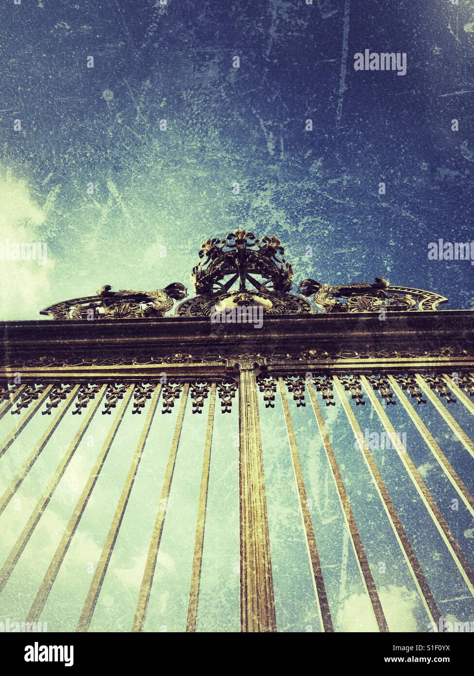 Chateau Versailles golden della porta d'ingresso Foto Stock