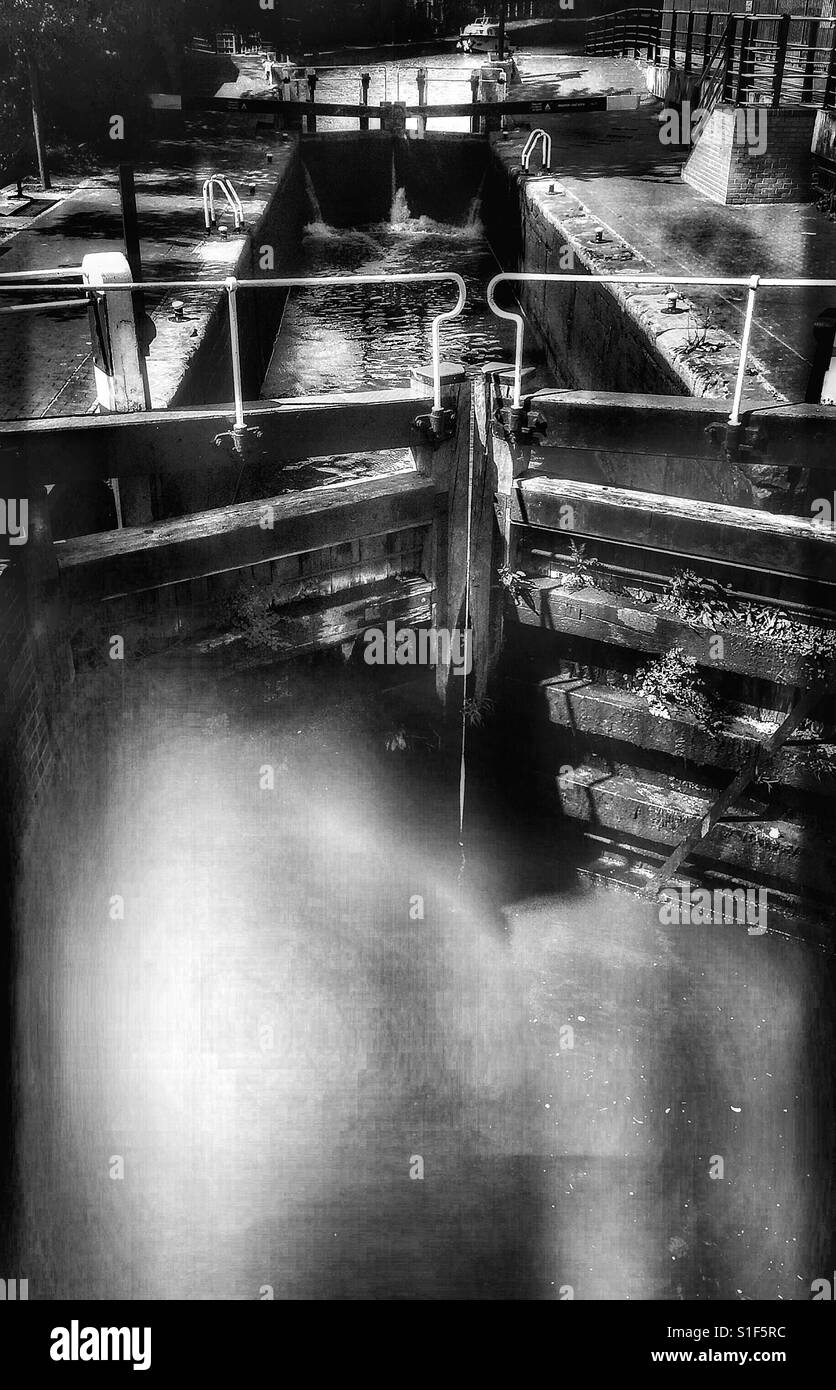 Canal cancelli di blocco, Nottingham, Inghilterra Foto Stock