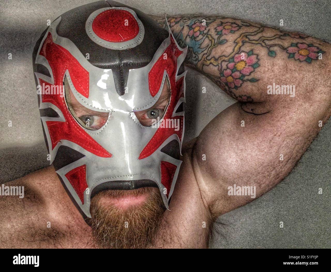 Uomo in Lucha Libre maschera. Foto Stock