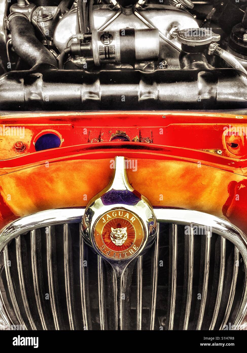 Jaguar 3.4 litro classic car - Immagine stock catturata con smartphone