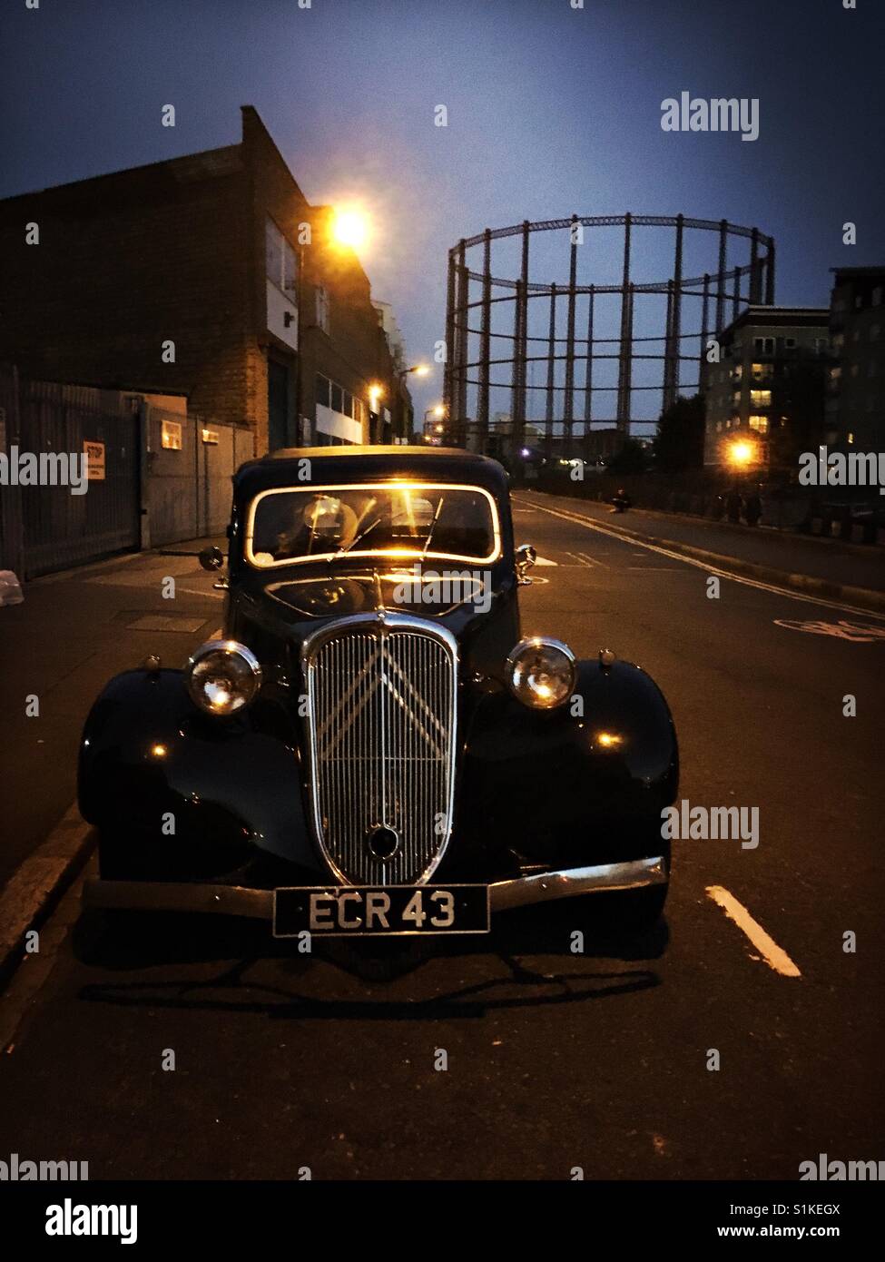 Auto d'epoca, nella zona est di Londra Foto Stock