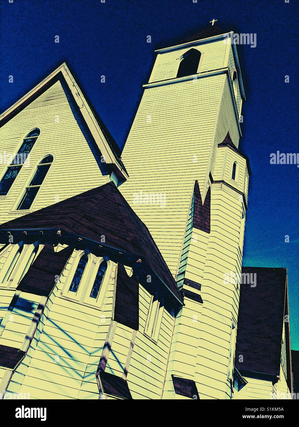 Tradizionale chiesa di legno in Canada - Immagine stock catturata con smartphone