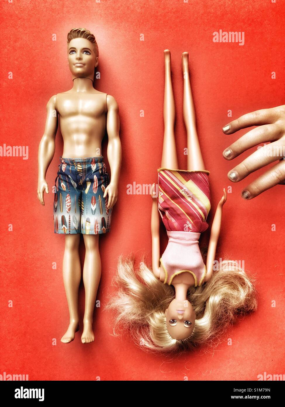 Barbie e Ken - Immagine stock catturata con smartphone Barbie e Ken - Immagine stock catturata con smartphone