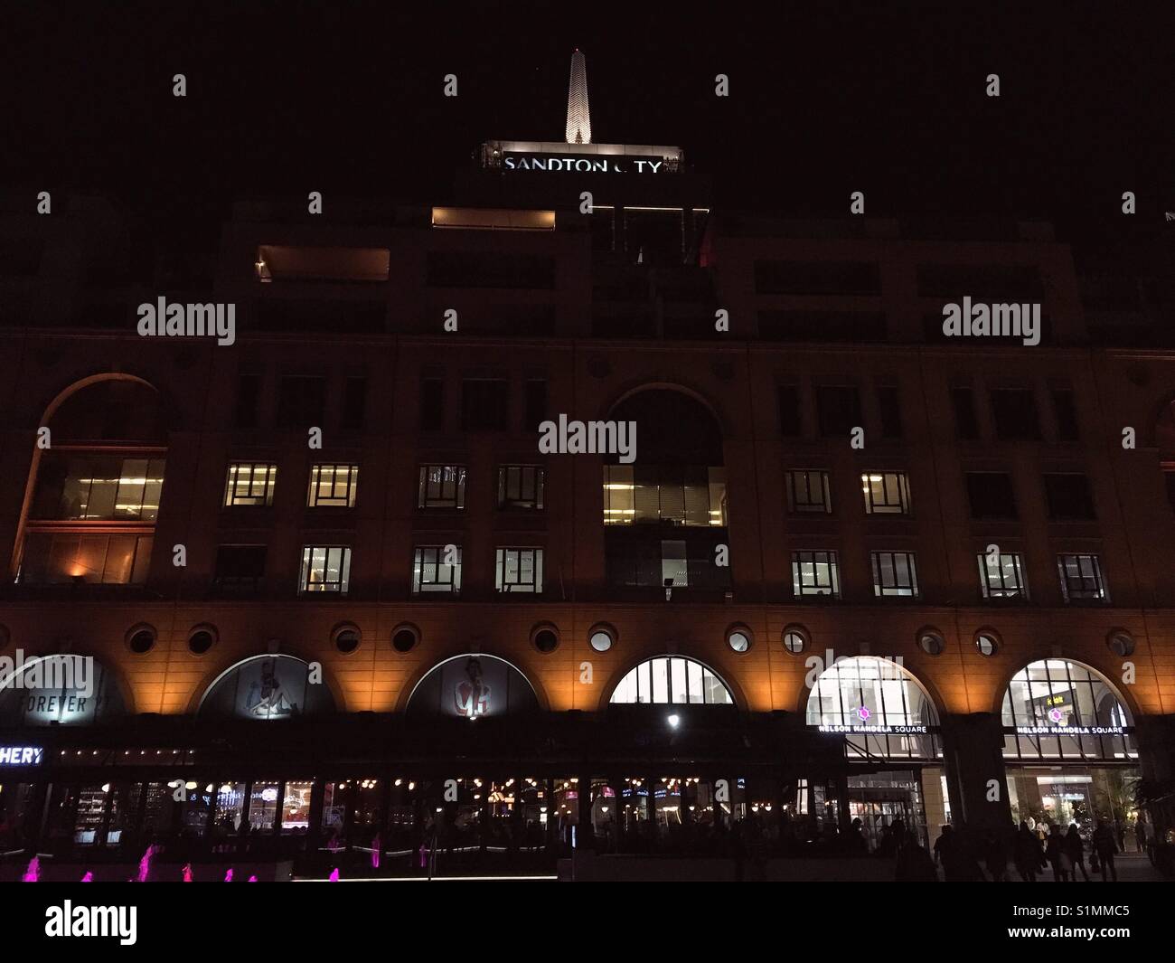 Nelson Mandela Square a Sandton Sud Africa Foto Stock