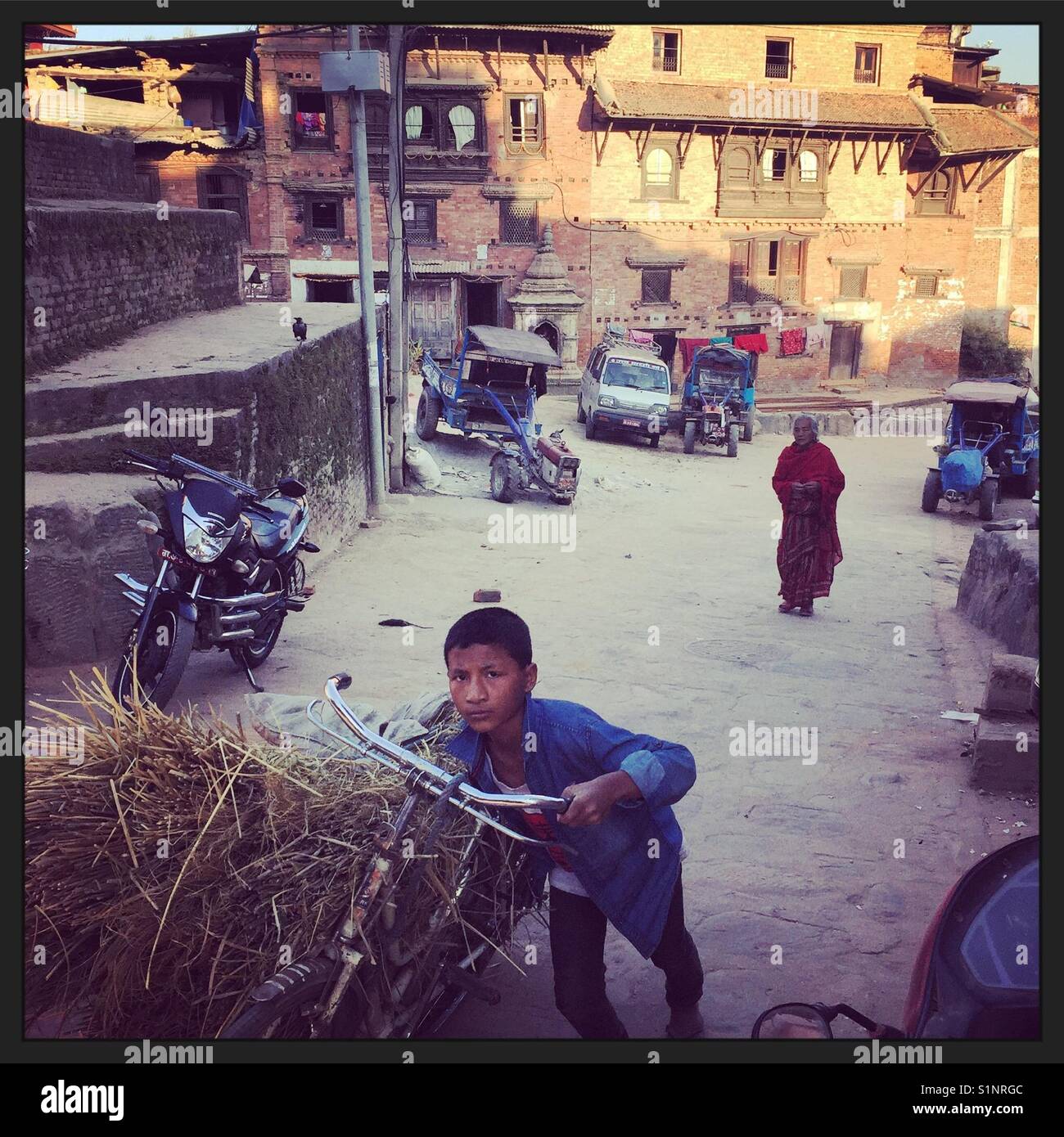 La vita in Bhaktapur, Nepal Foto Stock