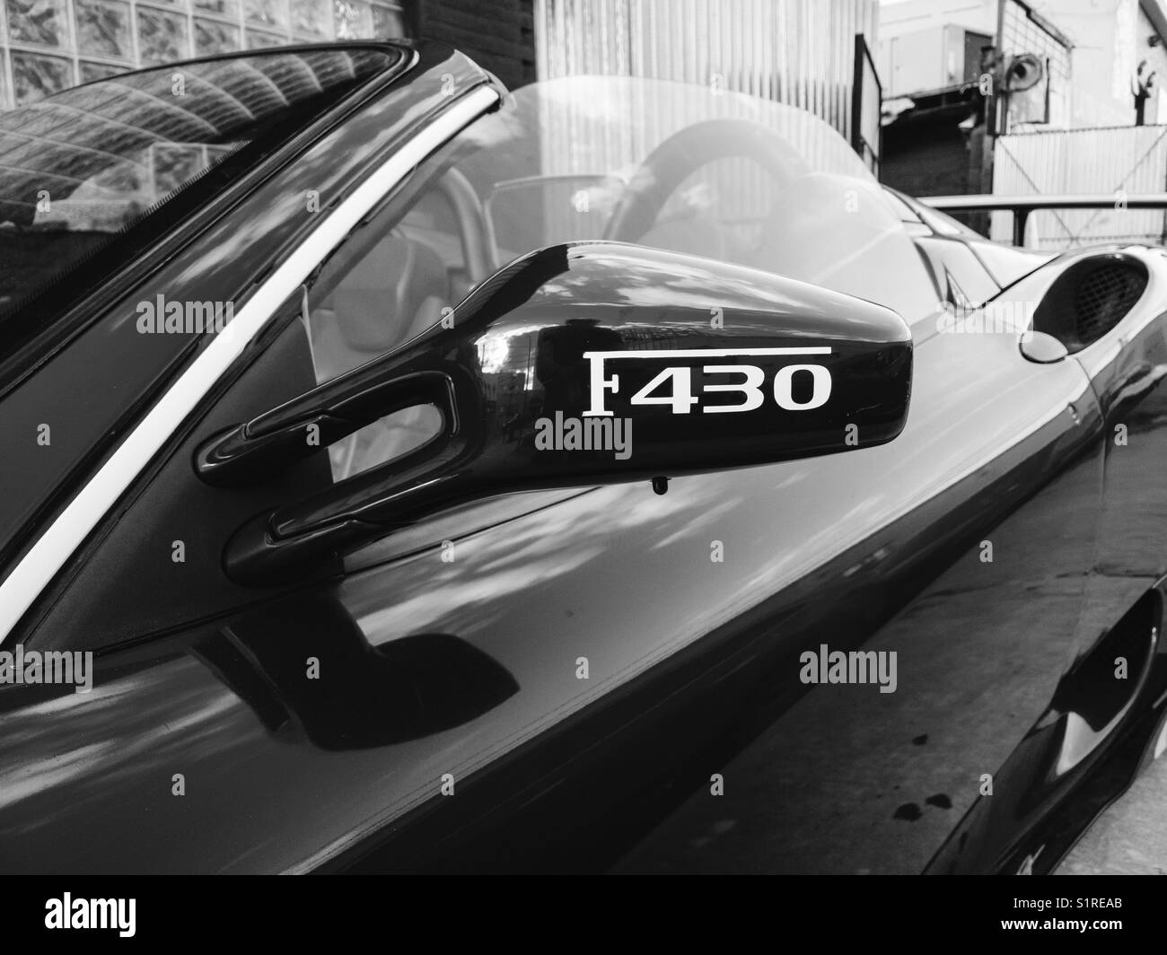 Ferrari F430 dettaglio - Immagine stock catturata con smartphone