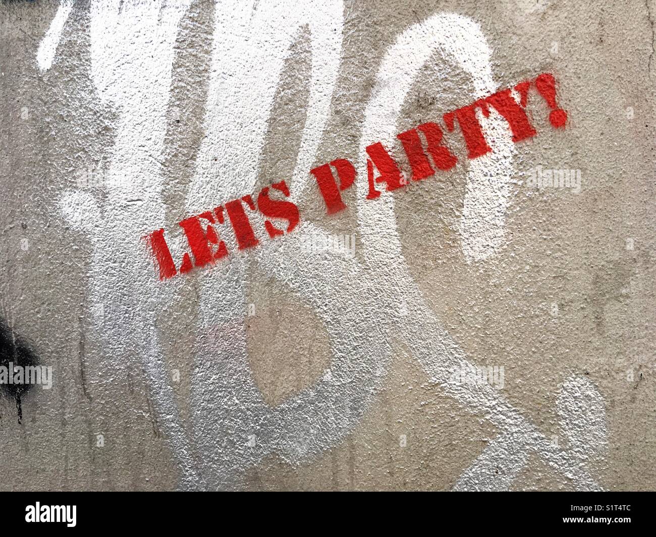 Graffiti per le feste - Immagine stock catturata con smartphone