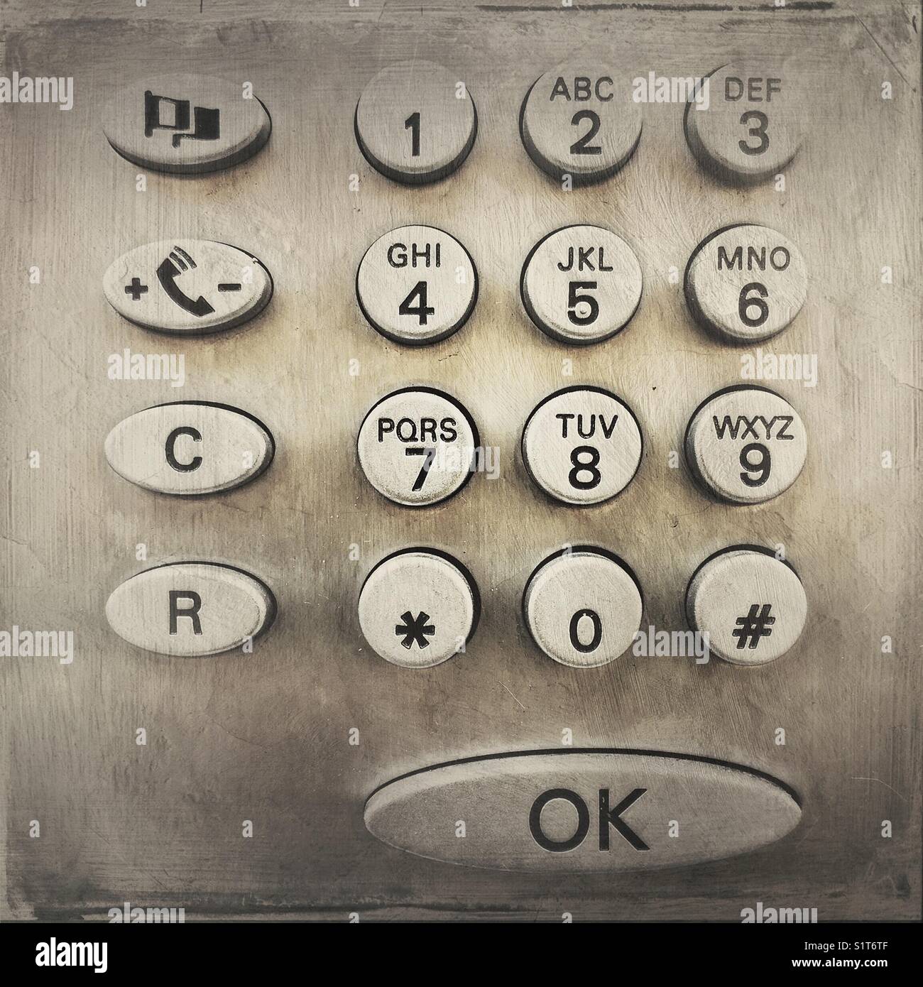 Close up di pulsanti su un telefono pubblico - Immagine stock catturata con smartphone