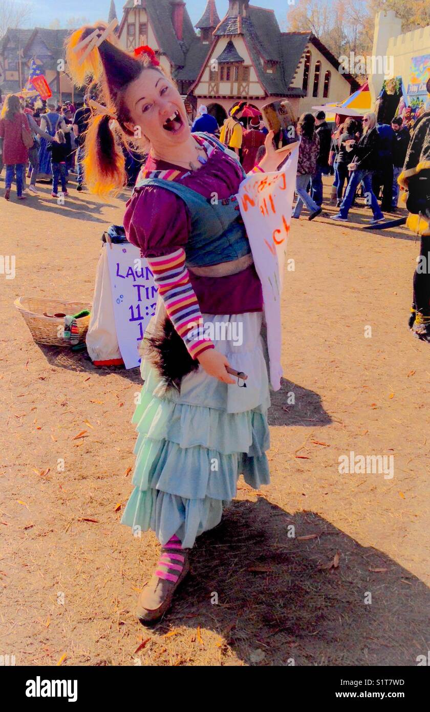 La rondella della donna dal Renaissance festival- North Carolina, 2017 Foto Stock