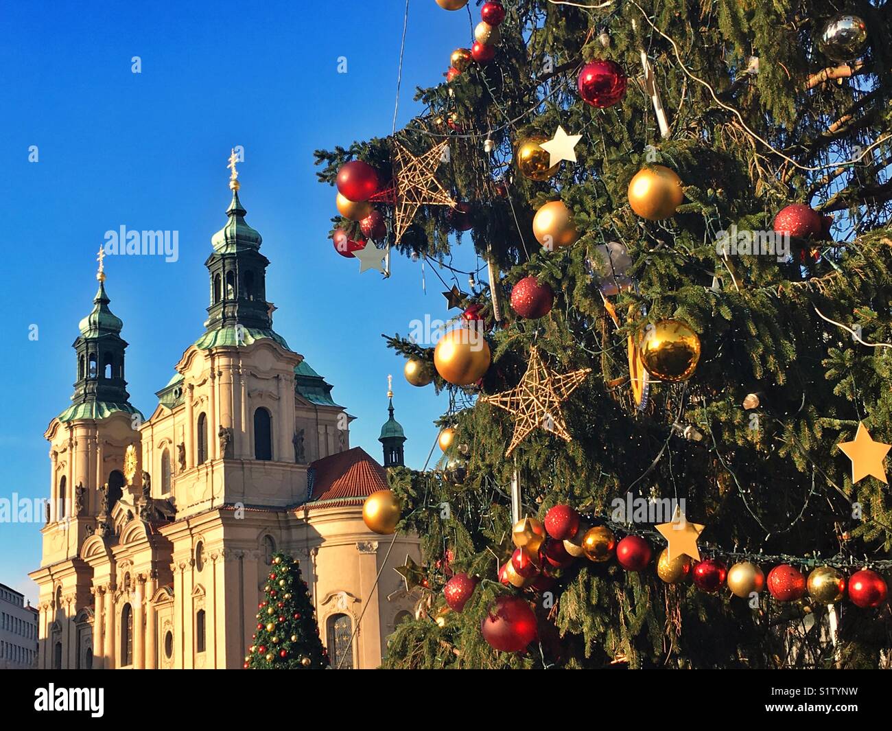 Praga Mercatino di Natale sulla piazza della Città Vecchia Foto Stock