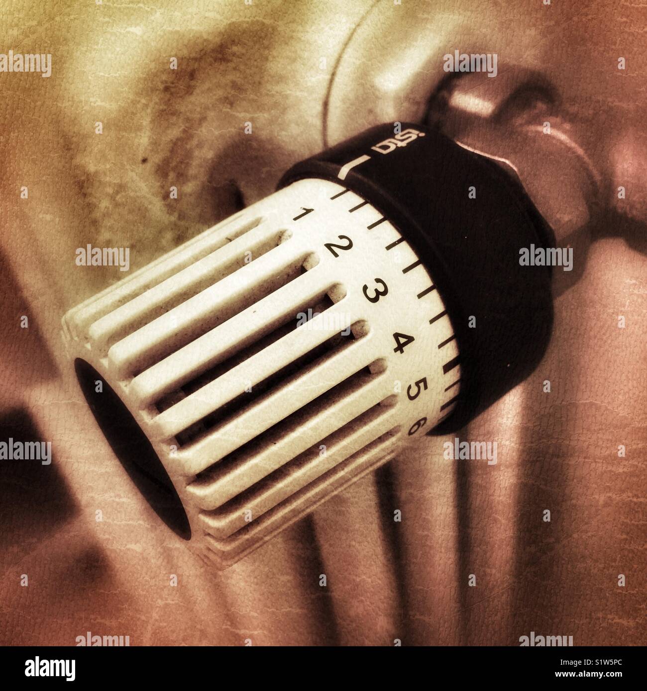 Termostato per il controllo del calore - Immagine stock catturata con smartphone