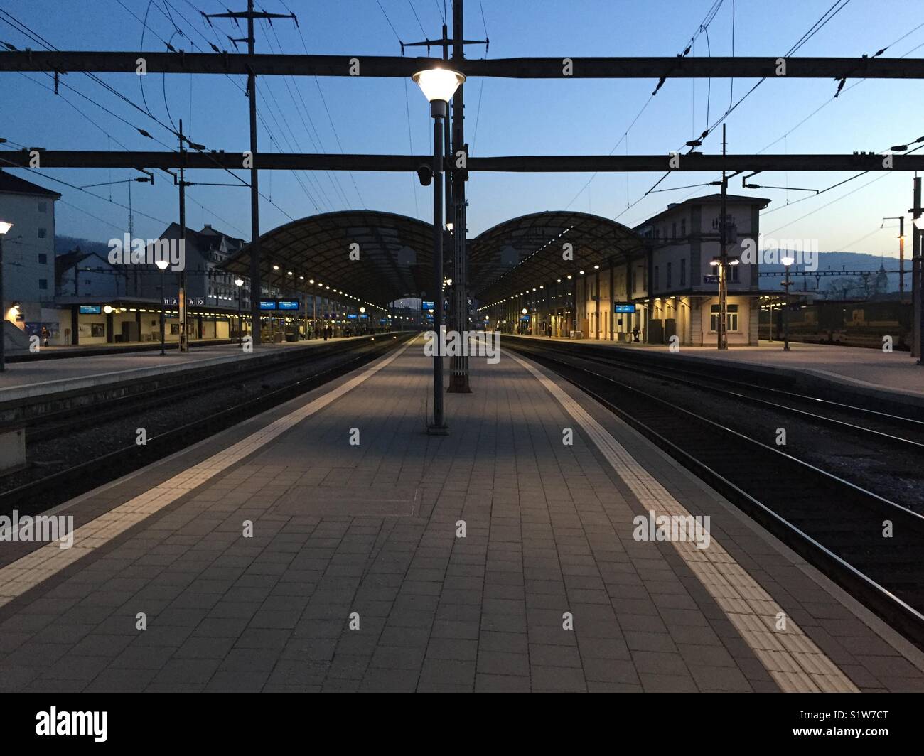 Stazione ferroviaria in Svizzera Foto Stock