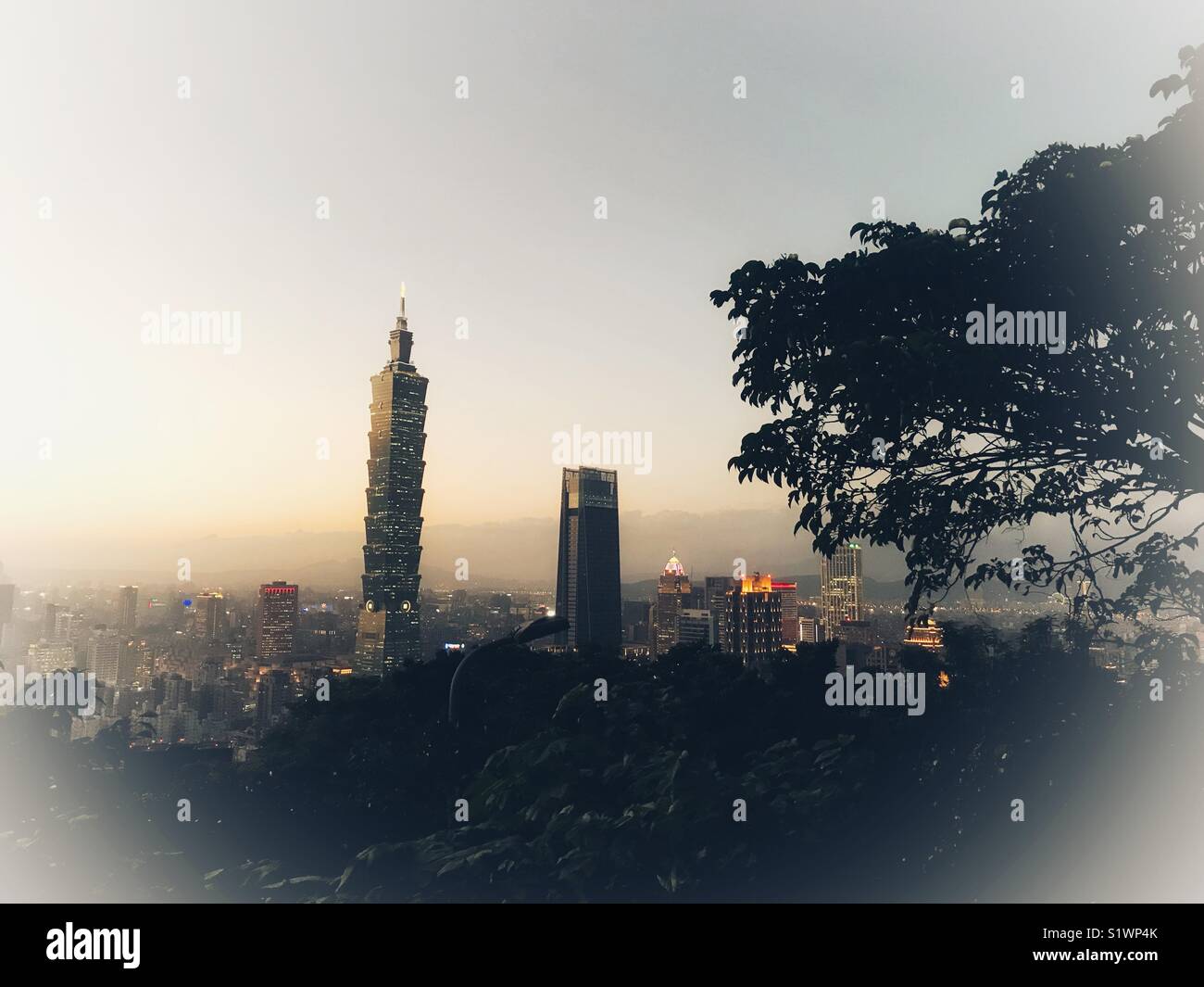 Taipei Taiwan - Immagine stock catturata con smartphone