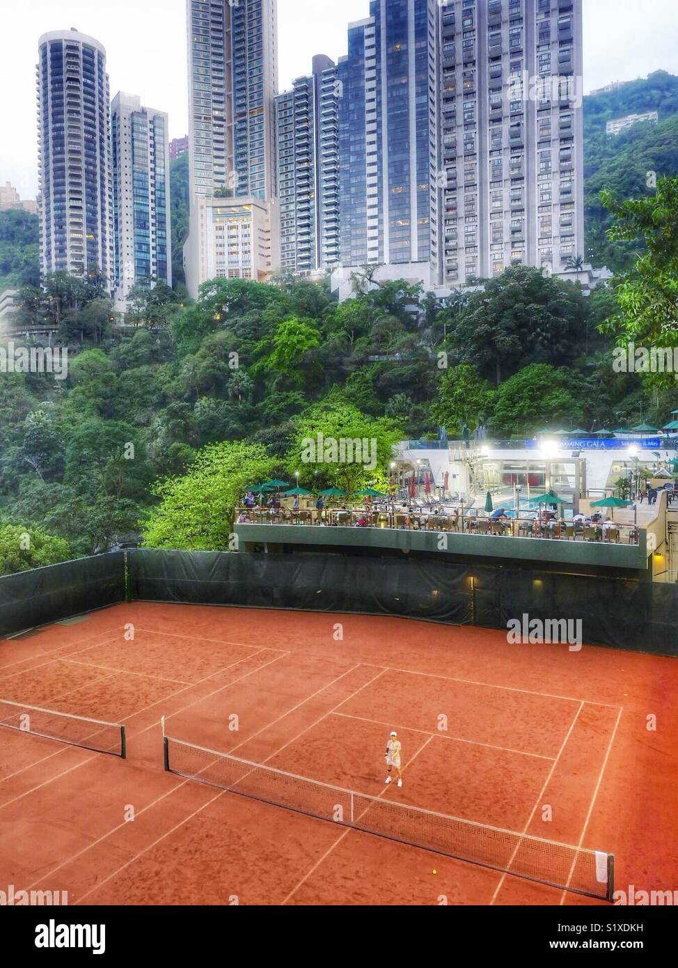 Uno per il tennis? Il Ladies Club Ricreativo, Hong Kong. Foto Stock