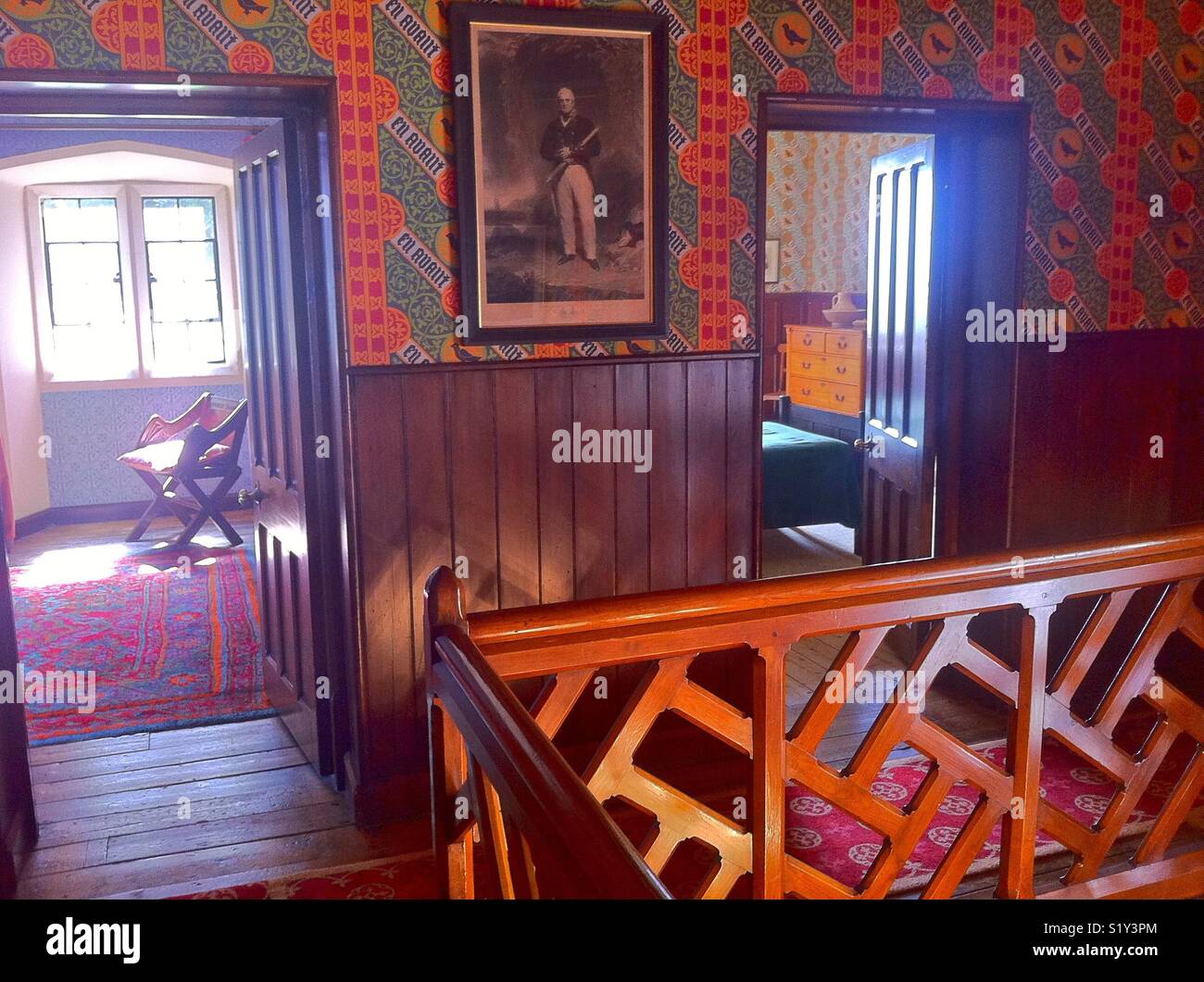 Primo piano di sbarco e scolpito balaustra di legno a Grange, Ramsgate, costruito dall'architetto gotico Augustus Pugin come la casa di famiglia Foto Stock