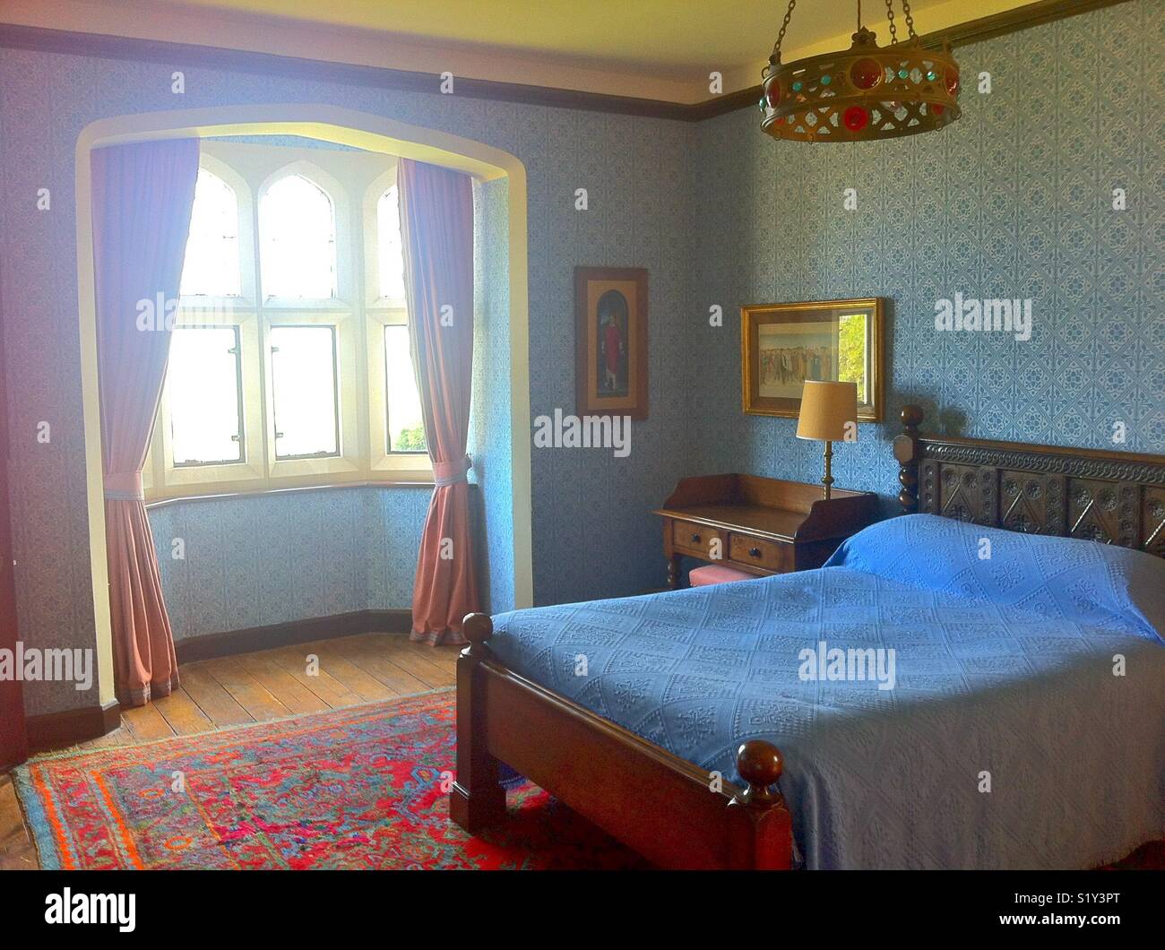 Camera da letto blu a Grange, Ramsgate, costruito dall'architetto gotico Augustus Pugin come la casa di famiglia Foto Stock