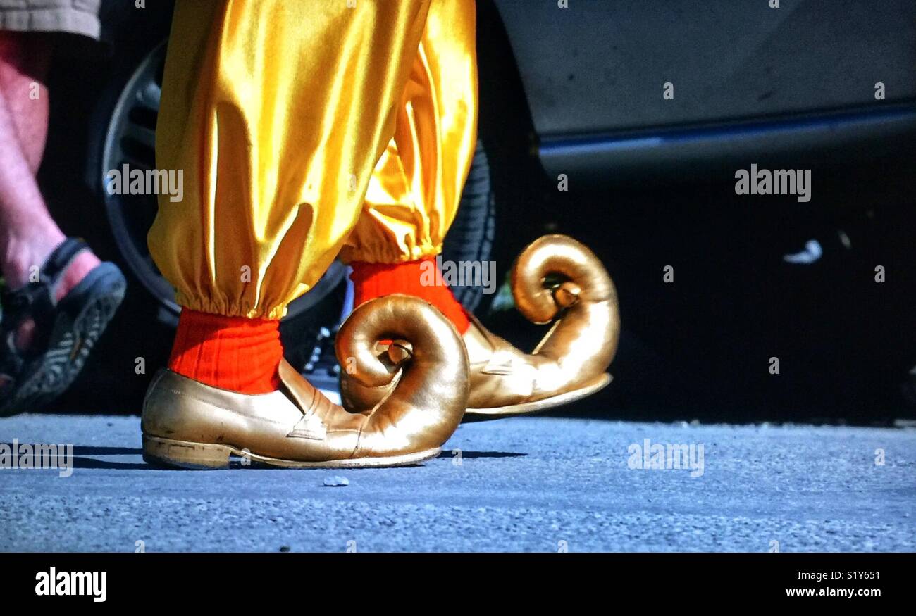 Piedi a piedi - Immagine stock catturata con smartphone