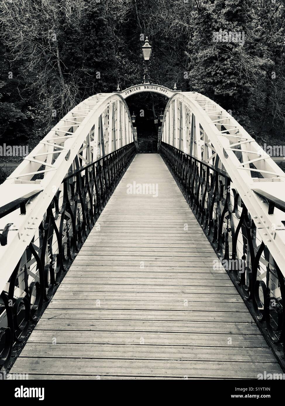 Ponte in bianco e nero Foto Stock