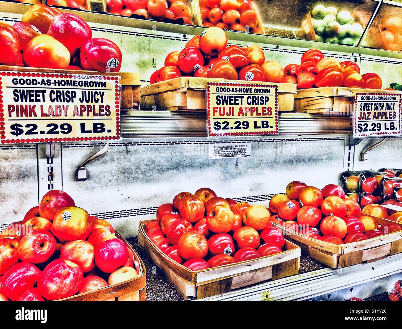 Più varietà di Apple disponibile nell'elegante Agricoltore Foto Stock