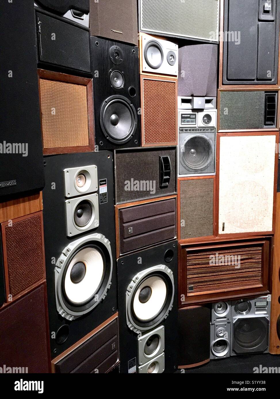 Vintage di installazione degli altoparlanti. Foto Stock