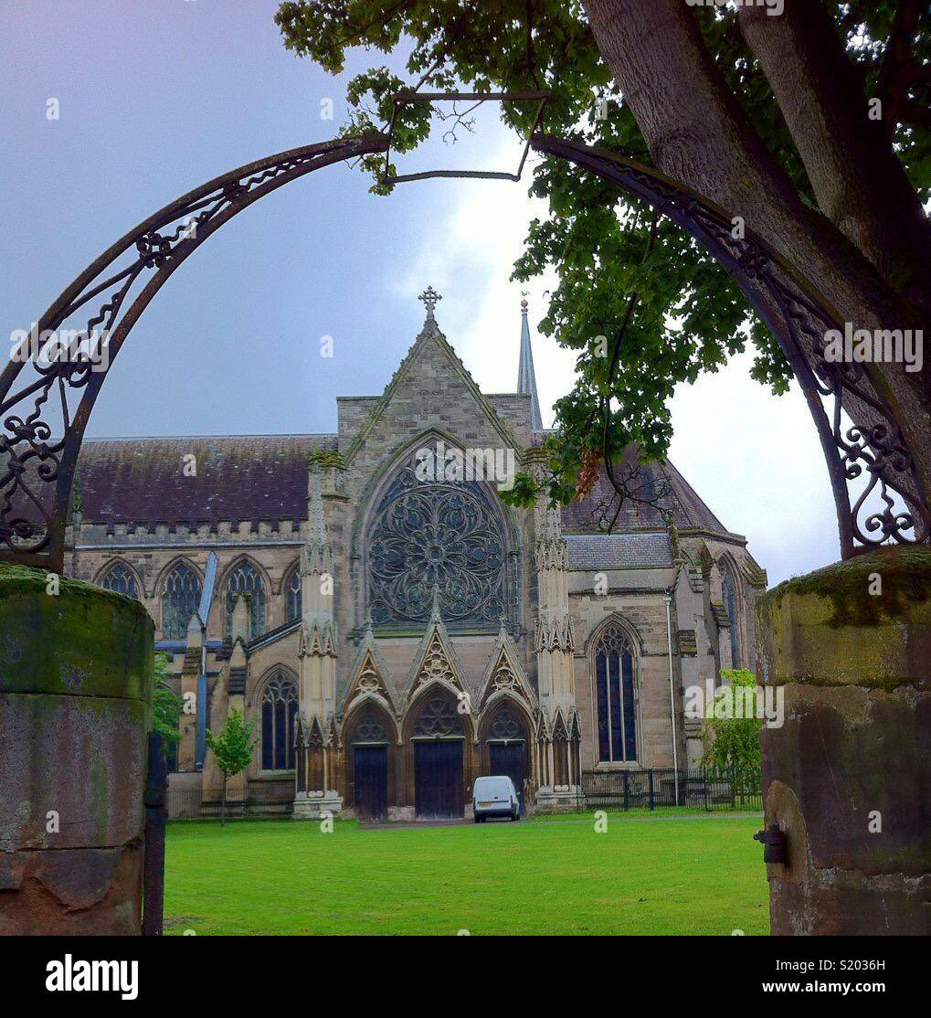 Tutti i santi della chiesa parrocchiale, Royal Leamington Spa. - Immagine stock catturata con smartphone
