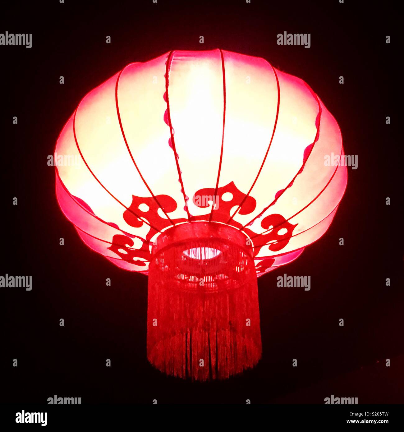 Rosso stile orientale Lampada Lanterna. Foto Stock