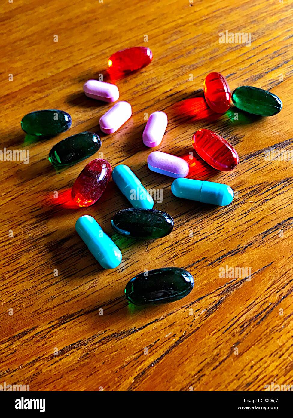 Assortimento di pillole - Immagine stock catturata con smartphone