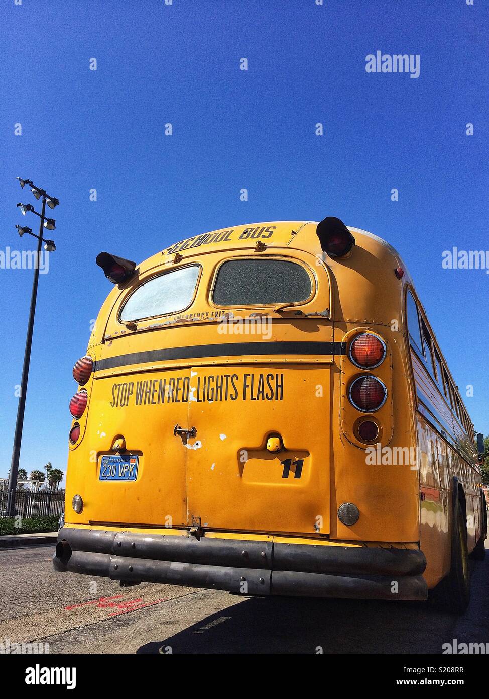 Giallo scuola bus in L.A., CALIFORNIA, STATI UNITI D'AMERICA Foto Stock