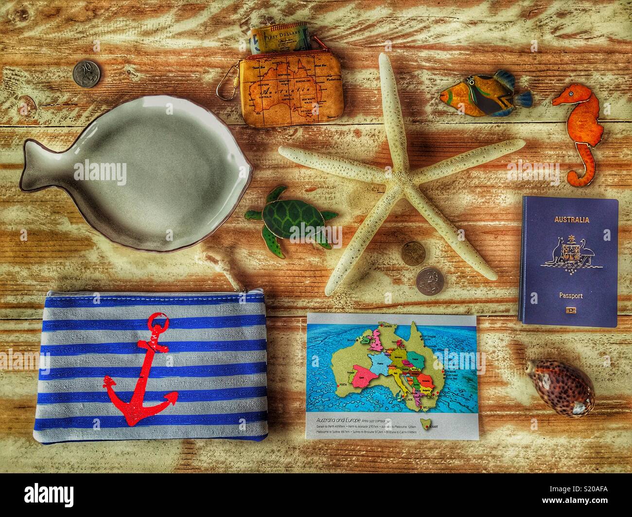 Fotografia Flatlay. Tema viaggi, Australia, vacanza in spiaggia - Immagine stock catturata con smartphone