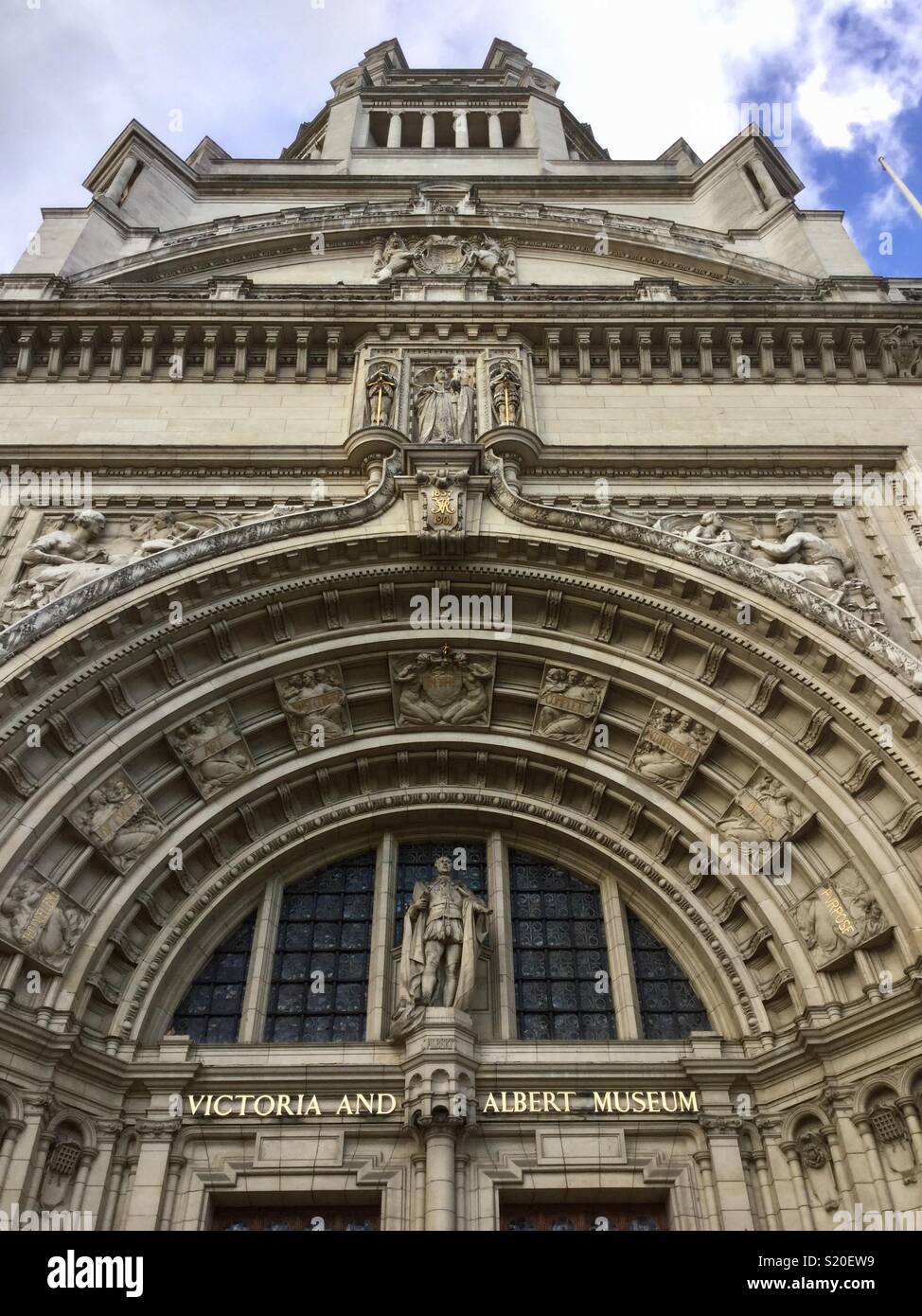 Victoria and Albert Museum , Londra Foto Stock