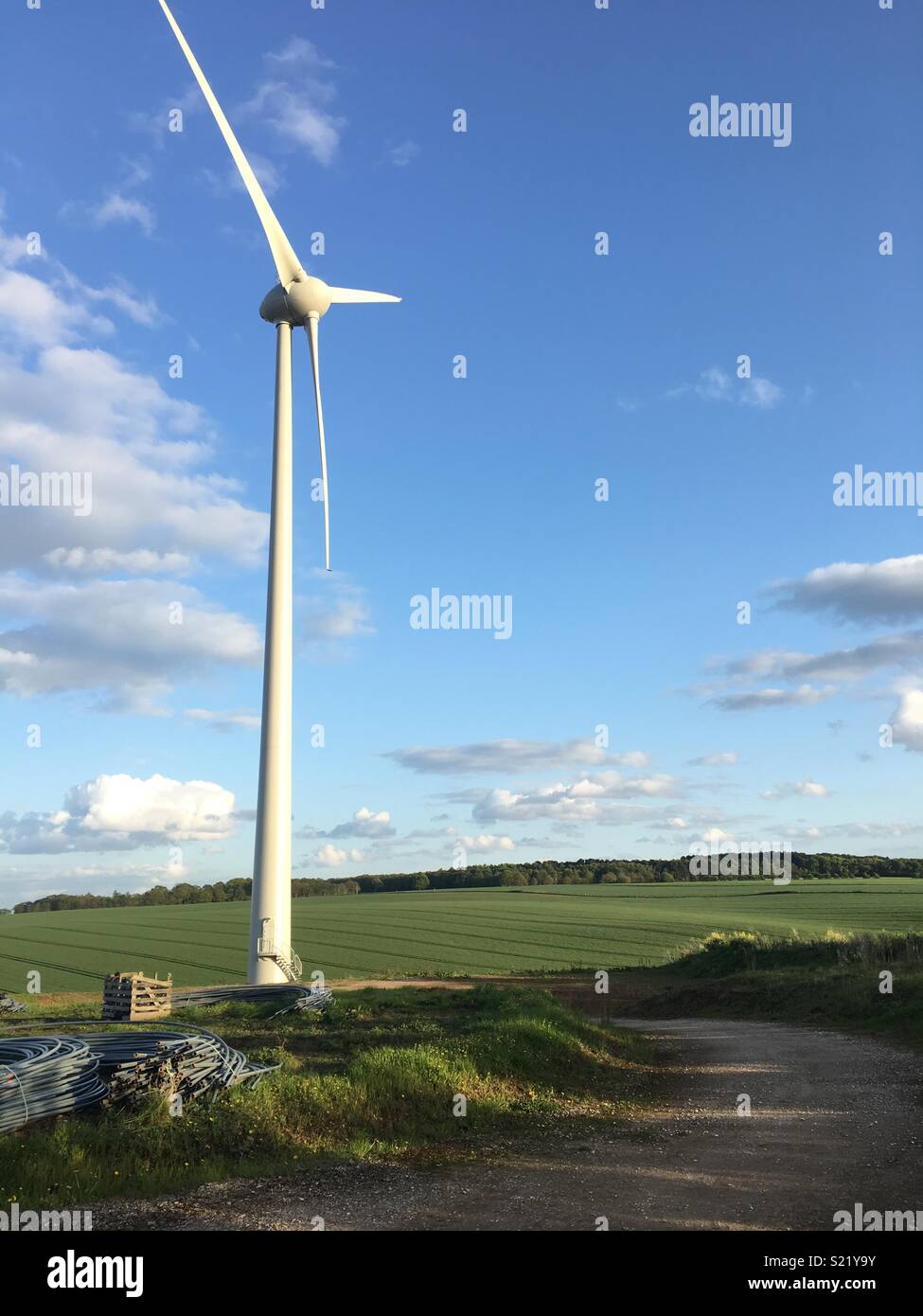 Grandi cieli della turbina eolica Foto Stock