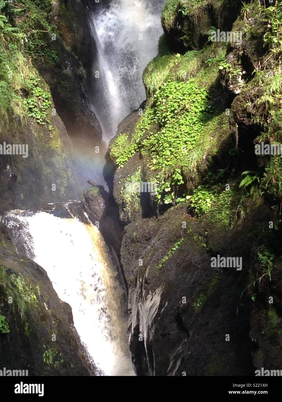 Arcobaleno in Aira Force, il Lake District 2 Foto Stock