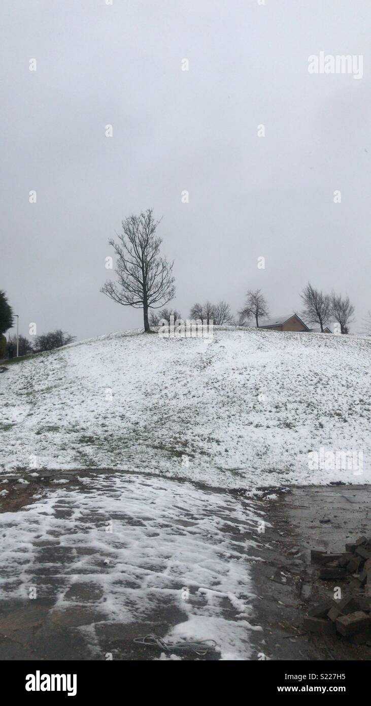 Snowy hill. East Kilbride Foto Stock