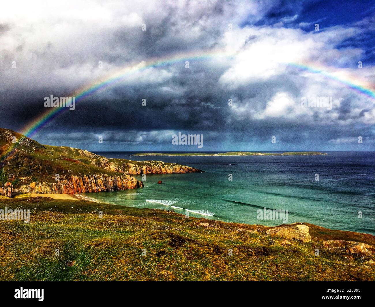 Stormy rainbow Foto Stock