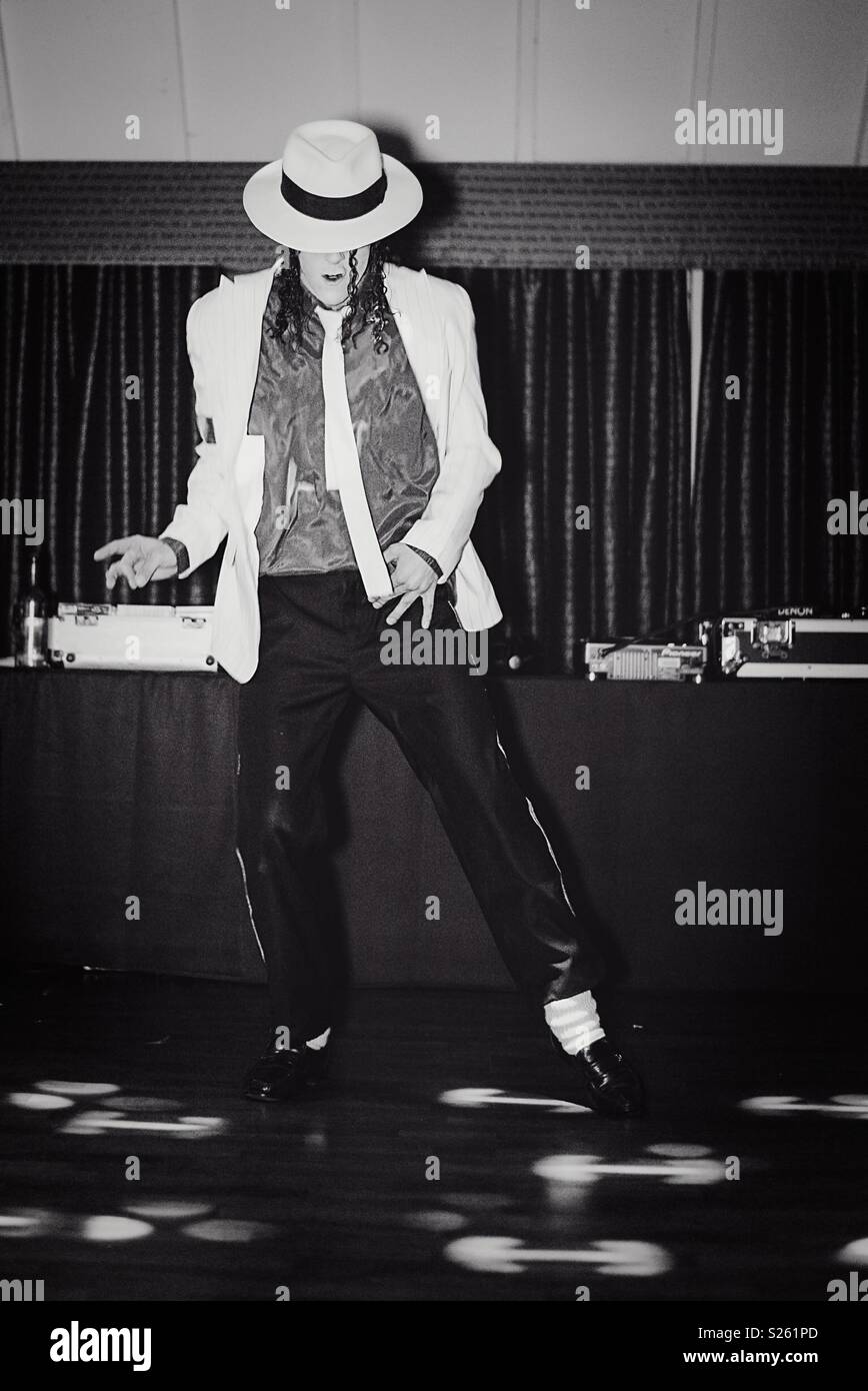 Michael jackson dance immagini e fotografie stock ad alta risoluzione -  Alamy