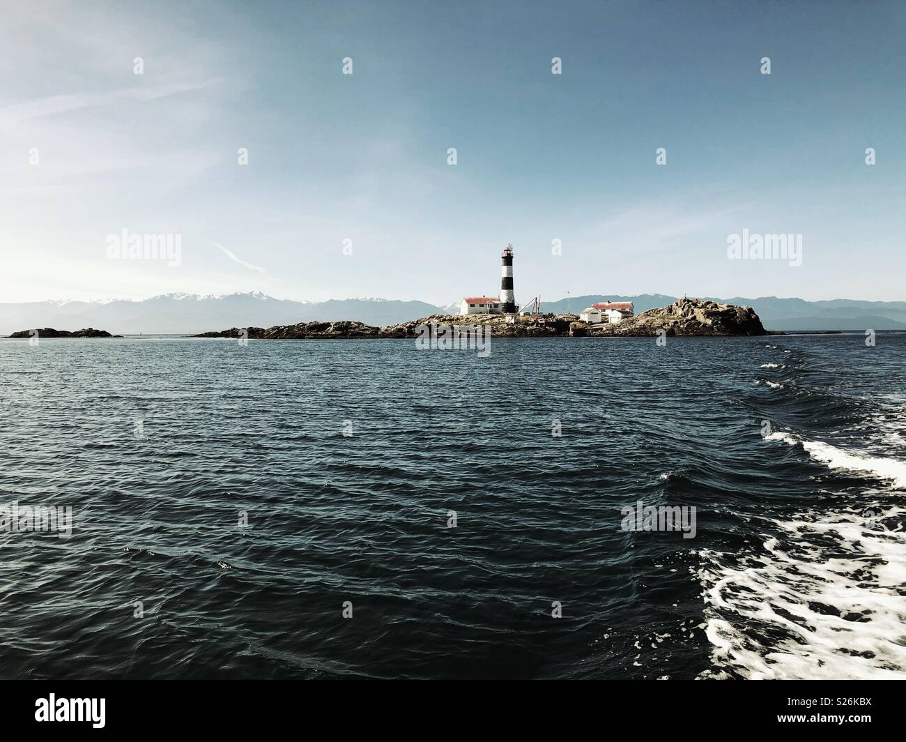 Rocce di gara è una riserva ecologica designato dalla British Columbia parchi ministero nell'ingresso orientale dello Stretto di Juan de Fuca in Salish Mare, Canada. Foto Stock