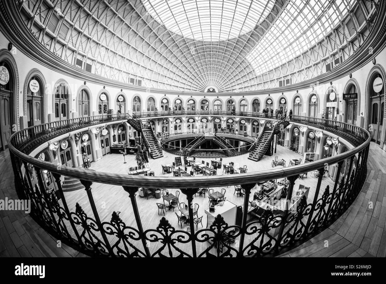 Il Corn Exchange, Leeds. - Immagine stock catturata con smartphone