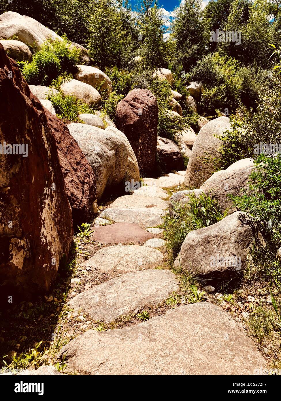 Avvolgimento percorso di pietra in Aspen Colorado Foto Stock