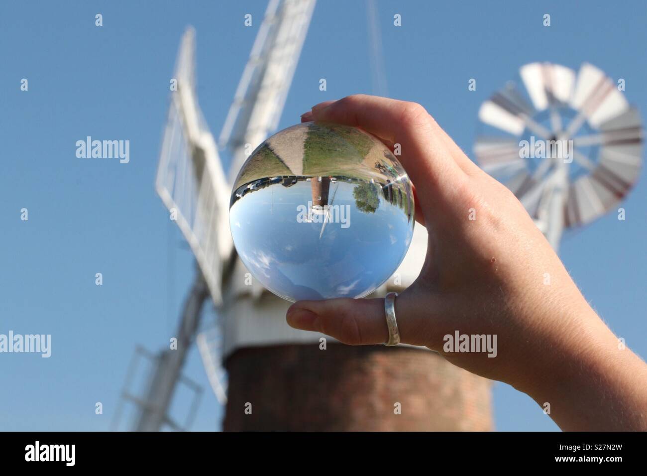 Rifratto mulino a vento, un mondo in miniatura Foto Stock