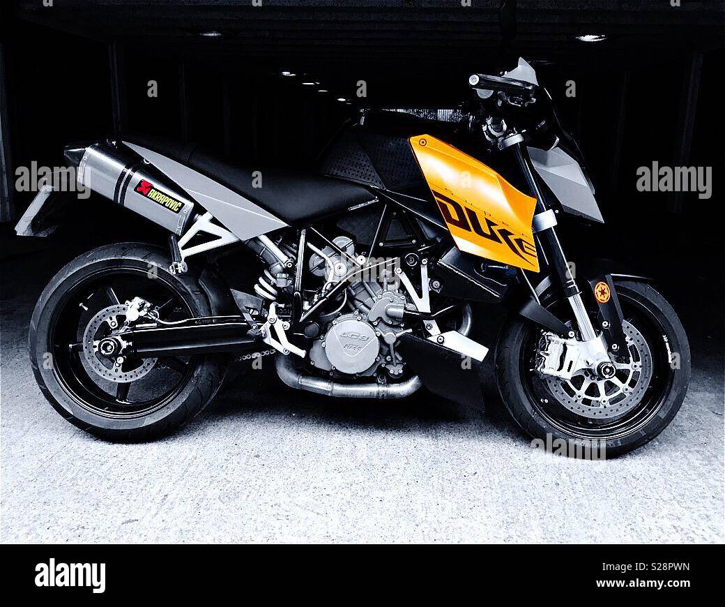 KTM 990 Superduke Foto stock - Alamy