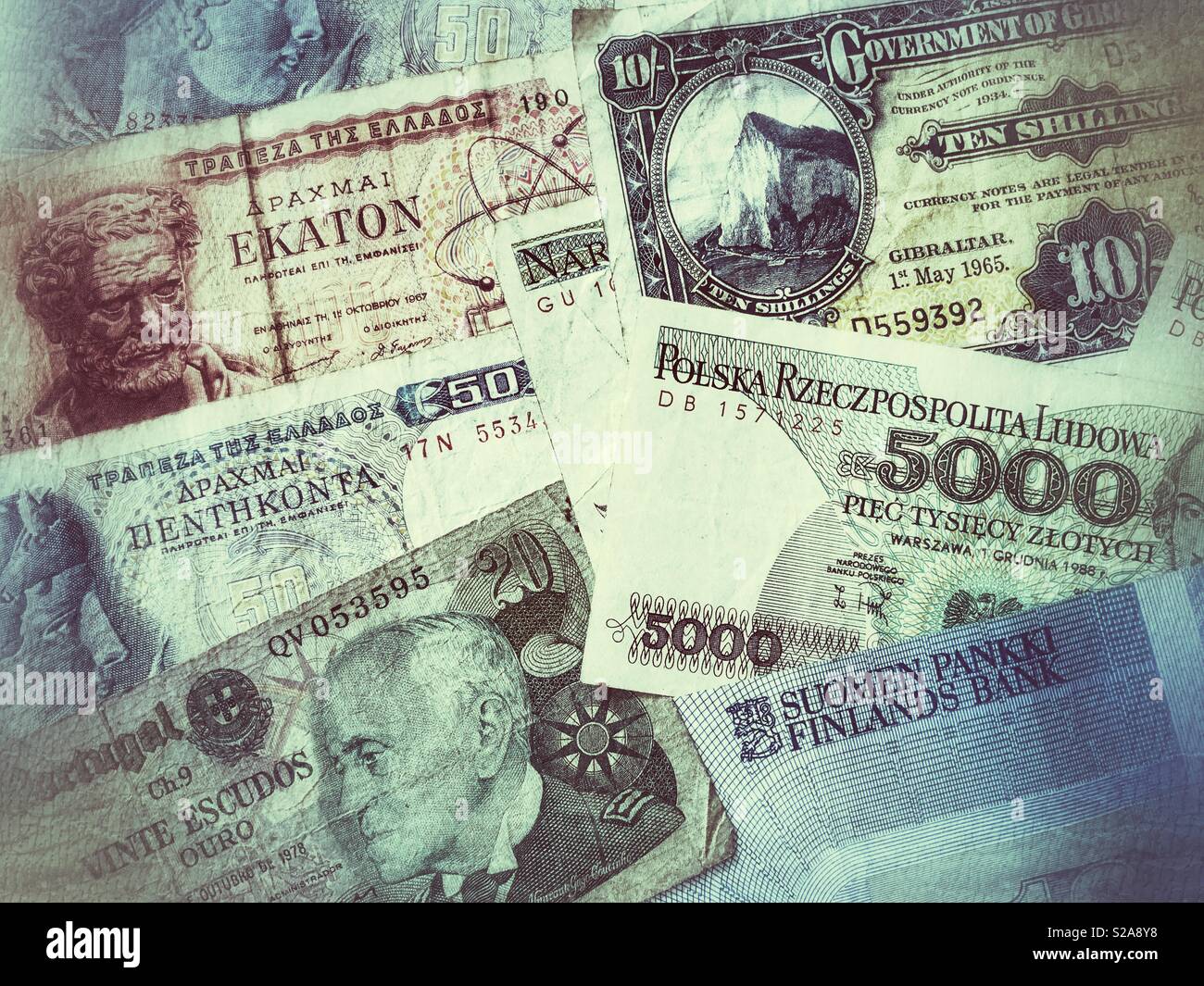Banconote europee, prima dell'euro - Immagine stock catturata con smartphone